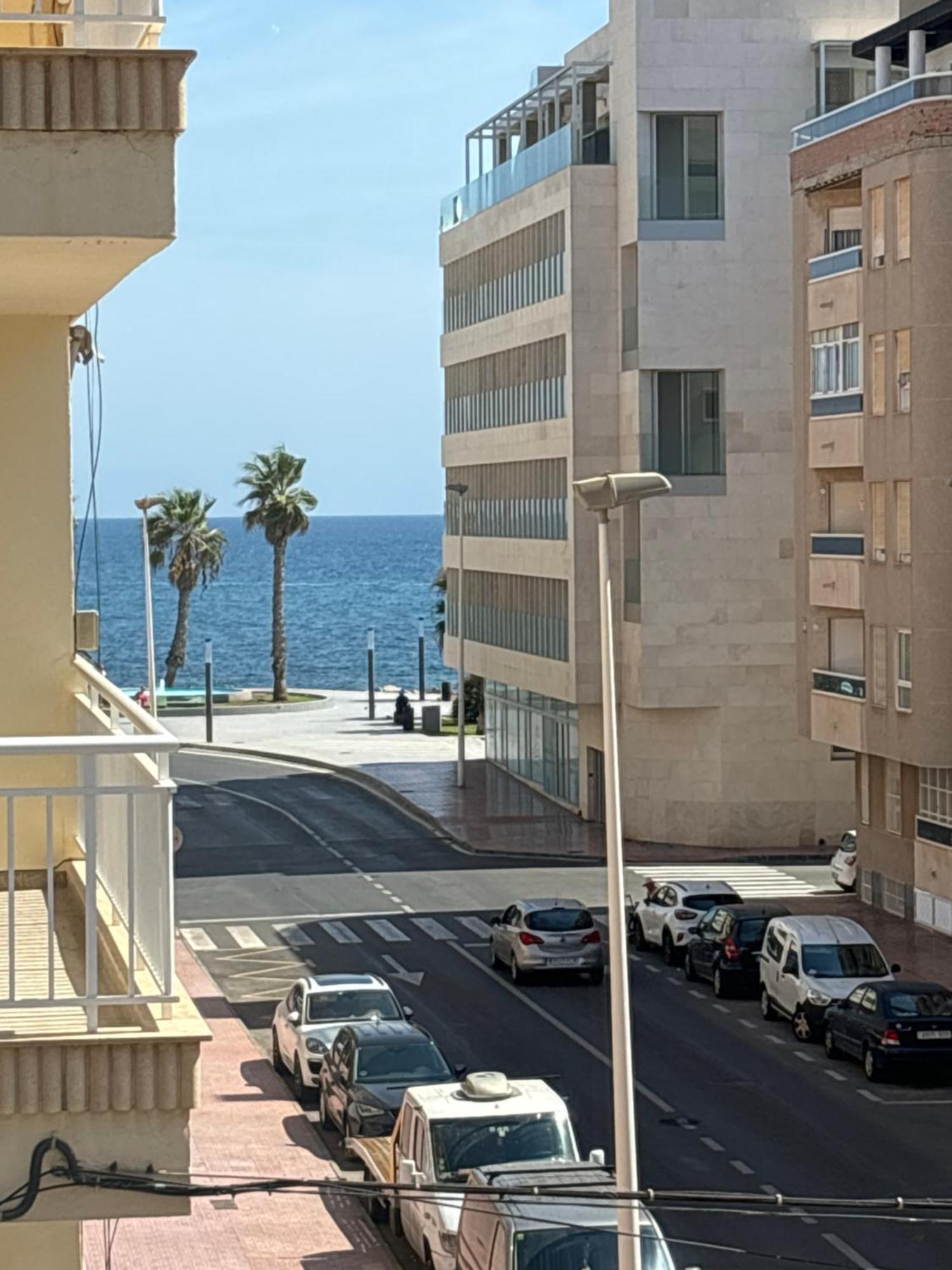 Vinas Appartement Torrevieja Buitenkant foto